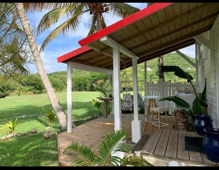 Le Grand Palm Gite Tobago Les Basses 外观 照片